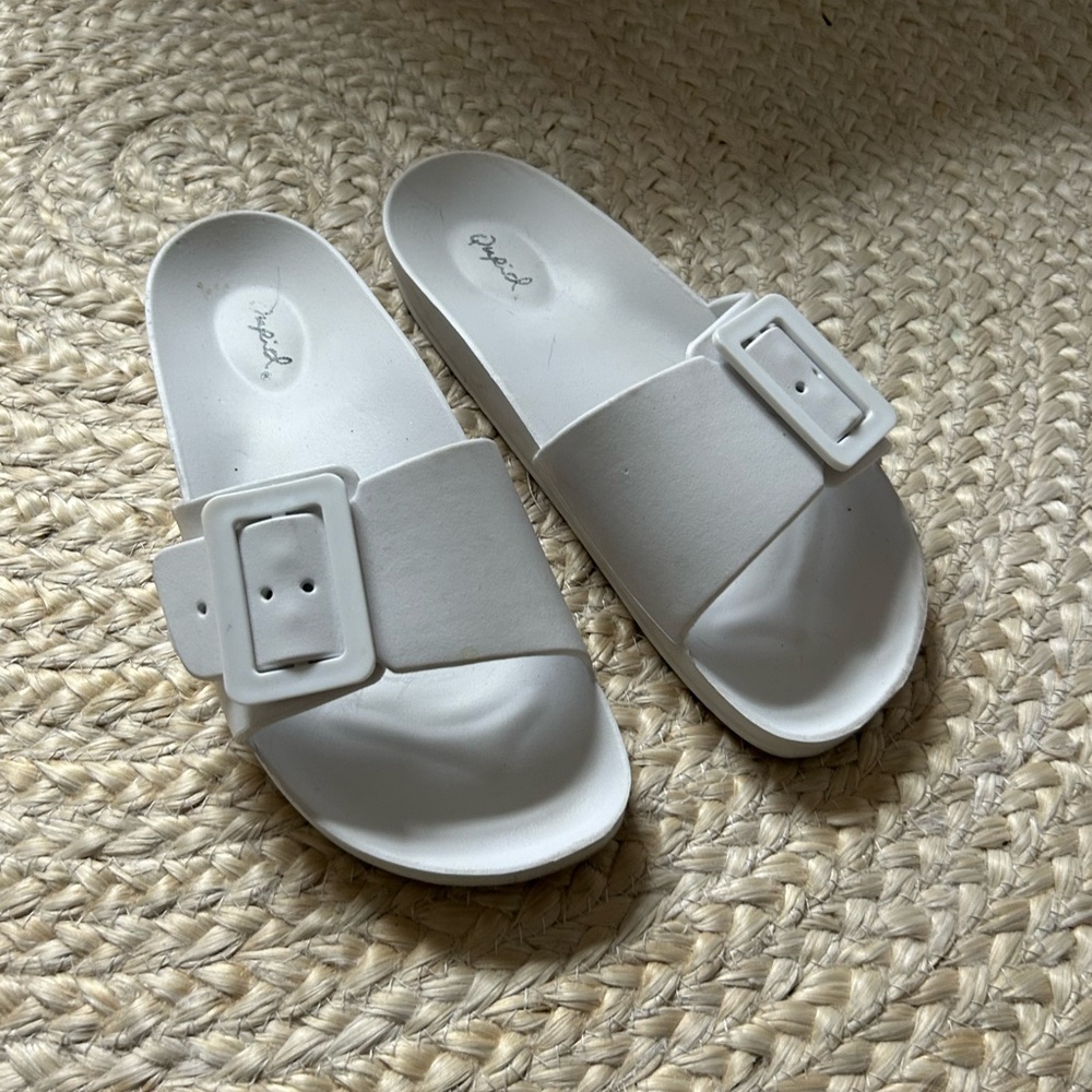 Sandals solid white Quipid buckle top slides slide on women’s shoes 40 9/9.5